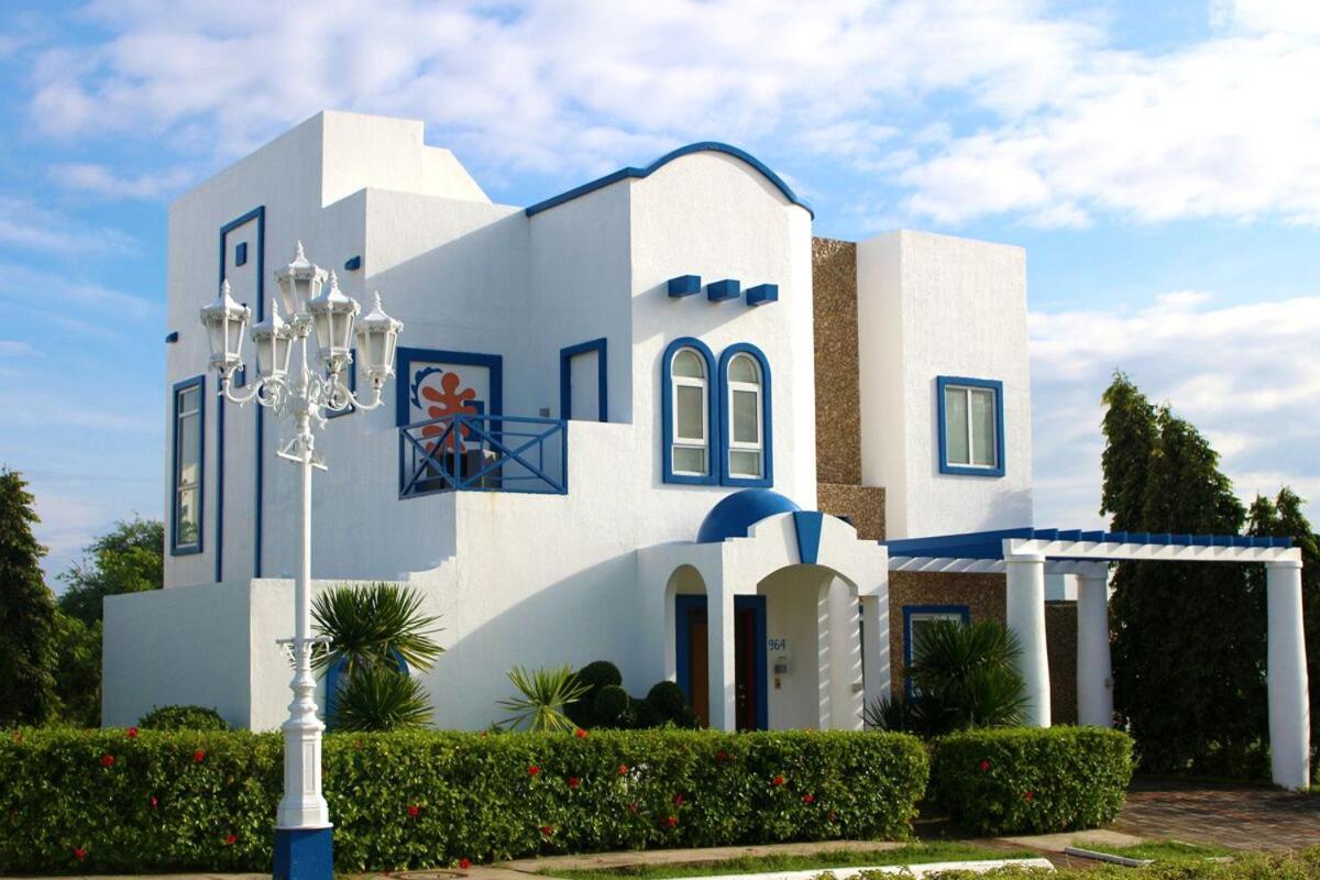 Thunderbird Resorts - Poro Point San Fernando City  Exterior foto